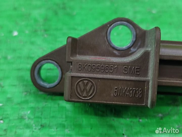 Датчик AIR BAG (удара) передний Audi Q5/A4/A5