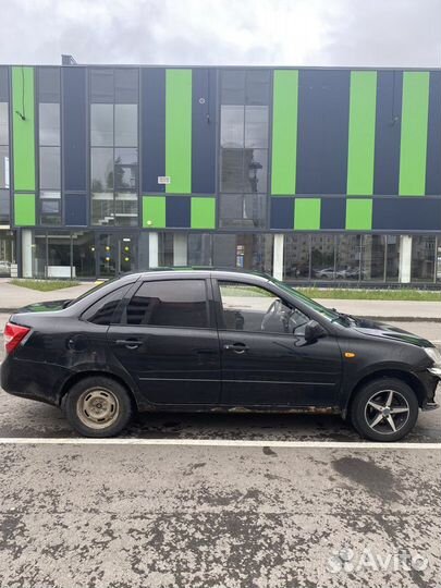 LADA Granta 1.6 МТ, 2012, битый, 195 469 км