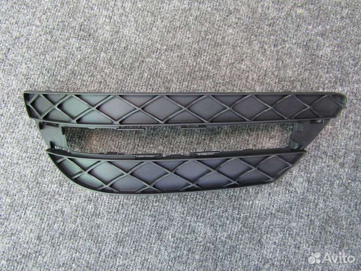 Решетка бампера Mercedes W204 A2048803224