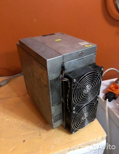 Asic Antminer S17+ 70th асик отличный SU чипы