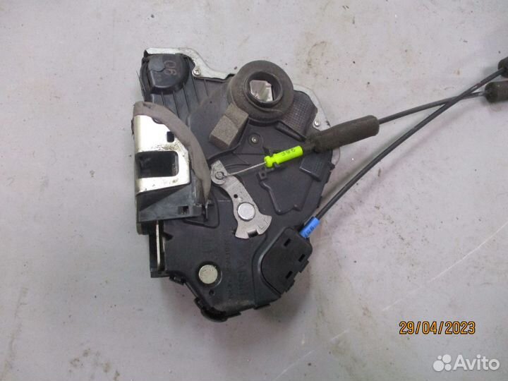 Замок передний левый тойота лексус