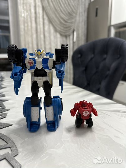 Человек Паук Титан и Вспыш и чудо машинки