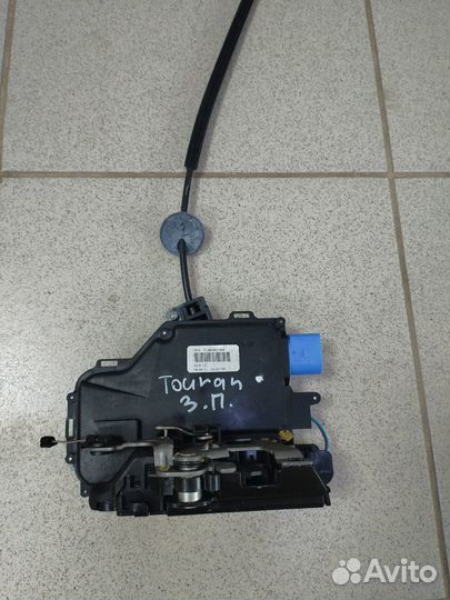 Замок двери задний правый левый