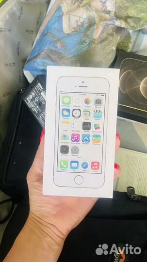 Коробка от iPhone