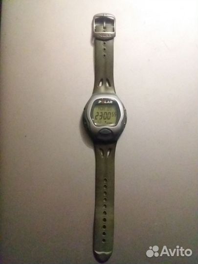 Часы Polar