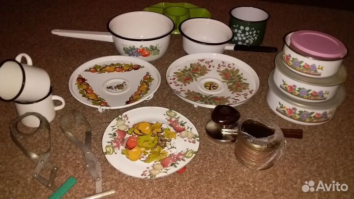 Эмаль посуда, сервировочная тарелка(пластик)