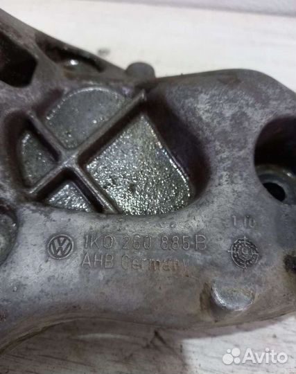 Натяжитель ремня Skoda Octavia A5