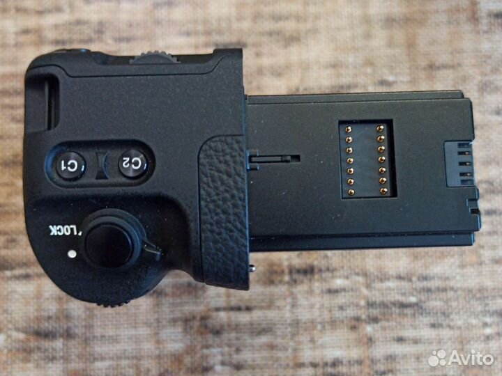 Батарейная ручка Sony VG-C3EM для A9, A7R III