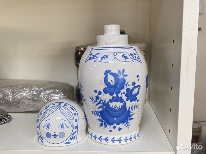 Бутылка керамическая гжель