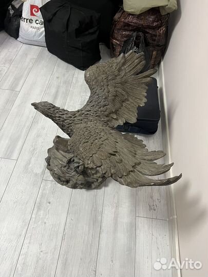 Бронзовый орел