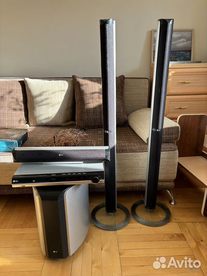 Домашний кинотеатр LG с сабвуфером