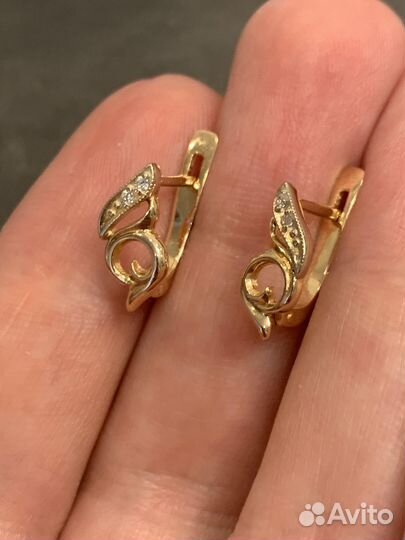 Серьги золотые