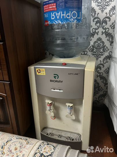 Кулер для воды настольный