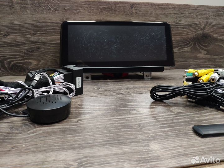 Android 10.0 в BMW F30 c камерой заднего вида