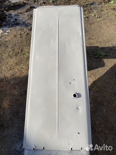 Капот на трактор т-40