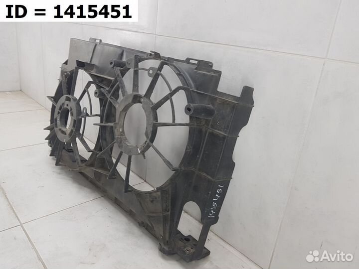 Дефлектор вентиляторов Toyota RAV4