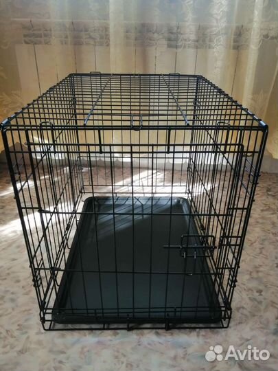 Клетка для собак(новая) +ещё 2 клетки и лотки