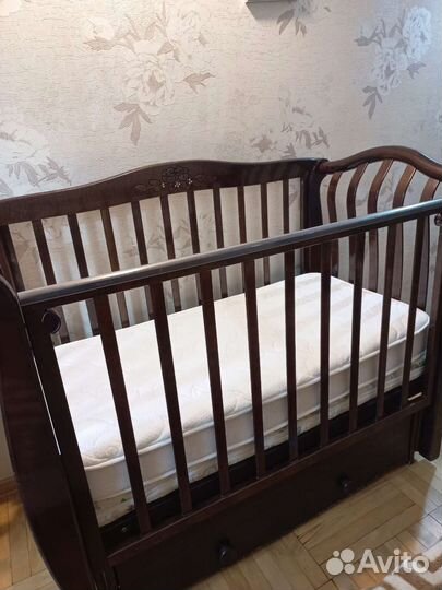Кровать для новорожденных