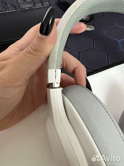 Наушники JBL беспроводные