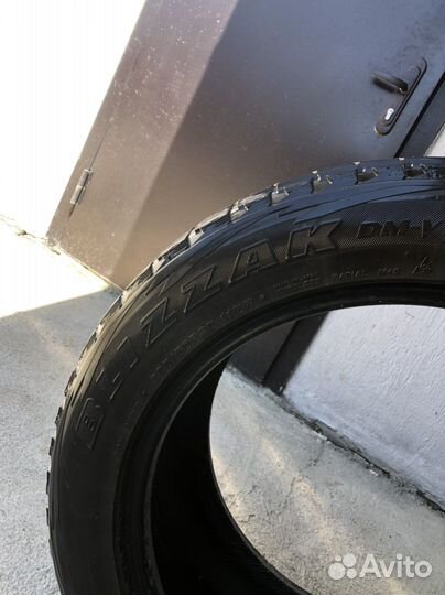 Bridgestone Blizzak LT 285/50 R20 19E