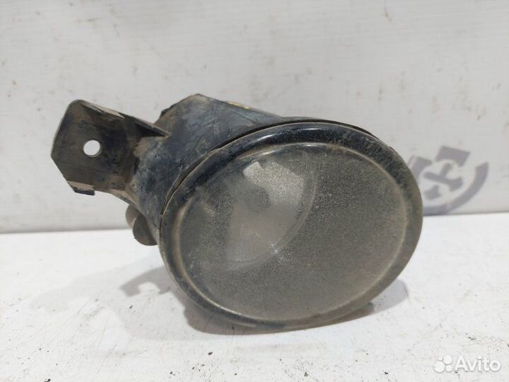 Фара противотуманная передняя правая Nissan