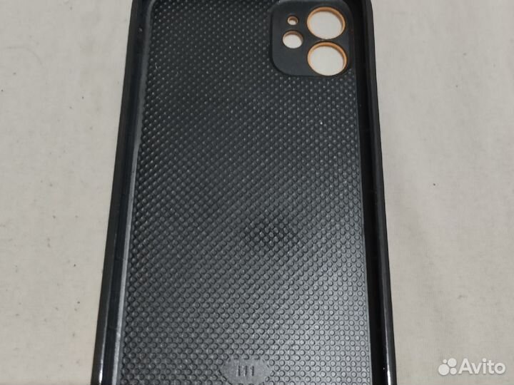 Чехол на iPhone