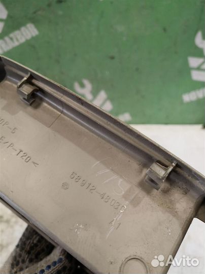 Бардачок Тойота Хайлендер