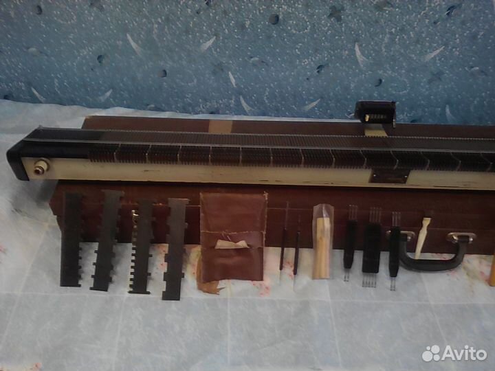 Вязальная машина Нева-1