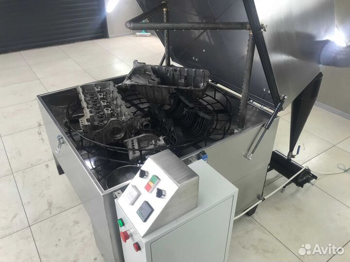 Струйная Мойка Деталей Двигателя