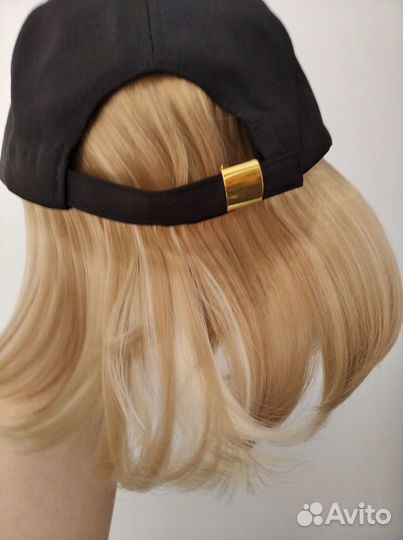 Бейсболка с волосами на липучках новая