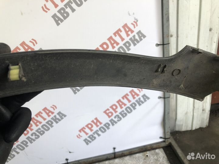 Хонда Цивик Накладка арки переднего крыла Лев