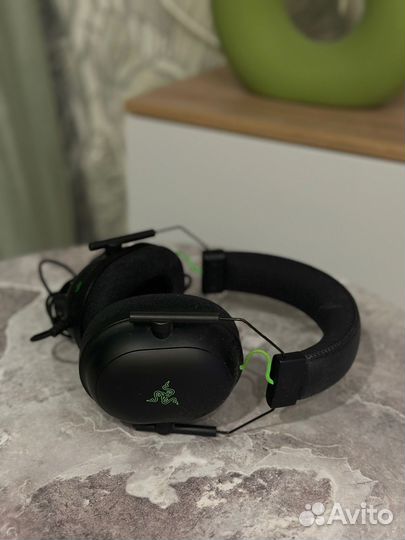 Игровые наушники Razer blackshark v2