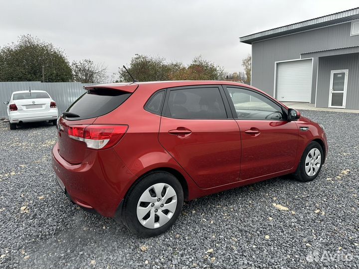 Kia Rio 1.6 AT, 2015, 132 400 км