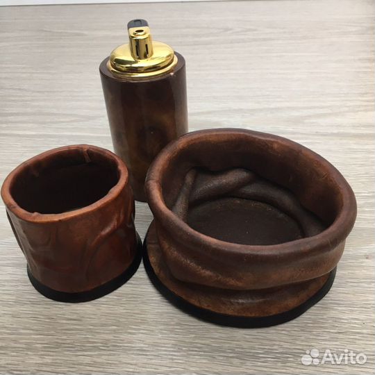 Италия. Kangaroo. Зажигалка, пепельница, кожа ручн