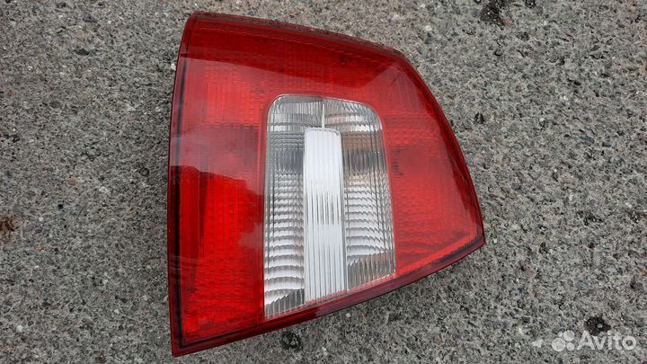 Задняя левая фара skoda octavia a5