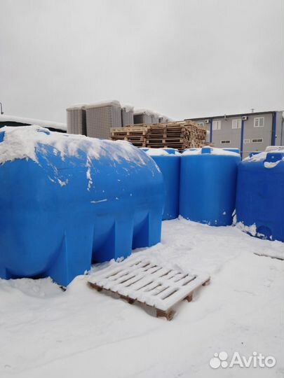 Ёмкости пластиковые 5-15000л. Баки для душа