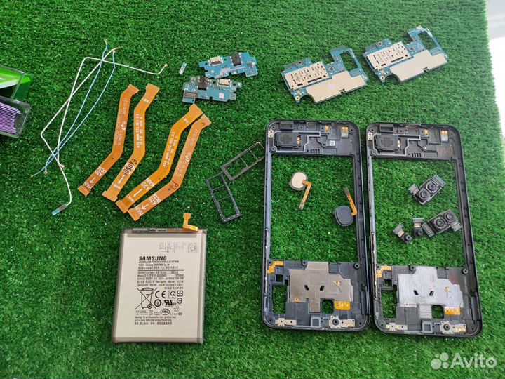 Samsung A20 на разбор по запчастям
