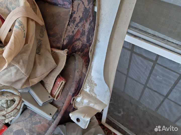 Крыло переднее правое тойта камри г.в 2008