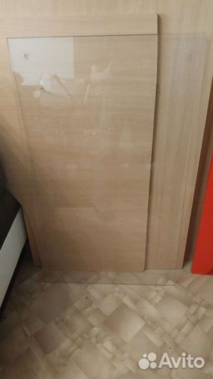 Стеклянный экран на кухню