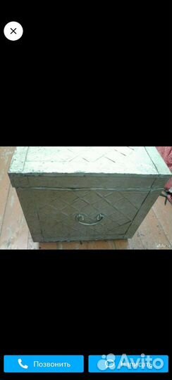 Сундук старинный