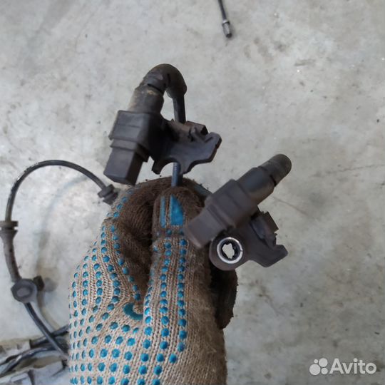 Датчик абс задний Пежо 308