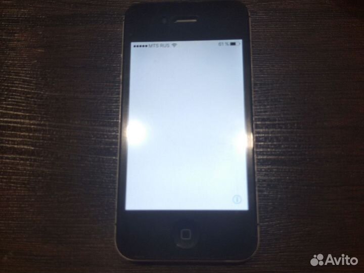 iPhone 4S, 8 ГБ