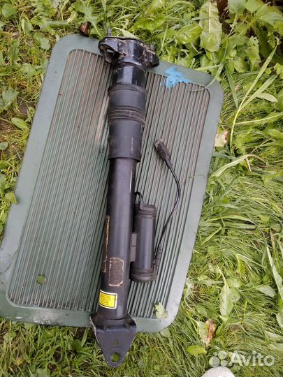 Амортизатор задний Mercedes ML GL(166)