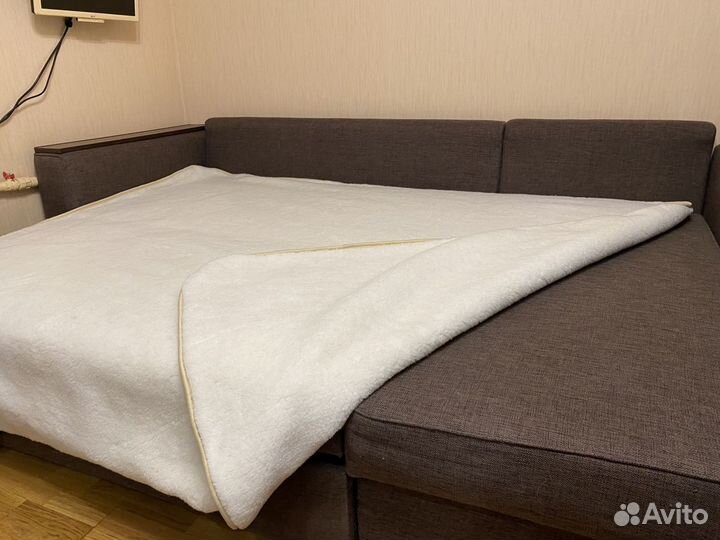 Плед новый из овечьей шерсти