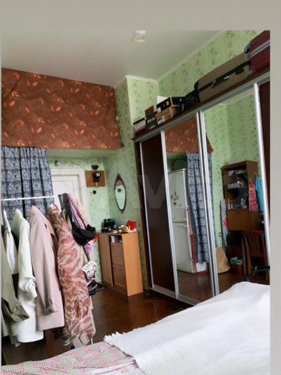 Комната 15 м² в 6-к., 4/5 эт.