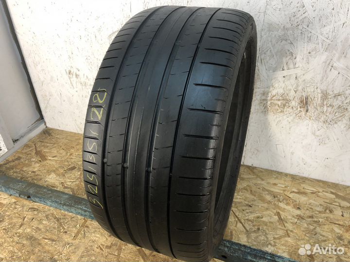 Pirelli P Zero PZ4 325/35 R22