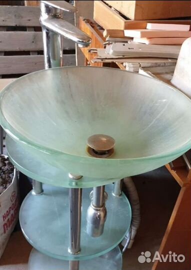 Раковина с тумбой