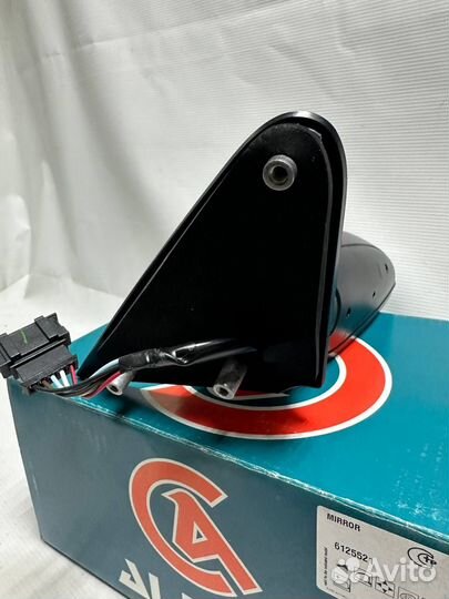 Зеркало левое Skoda Octavia 96-10