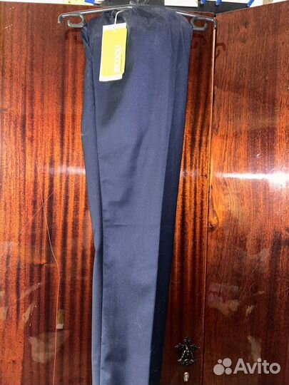 Пиджак и брюки школьнае