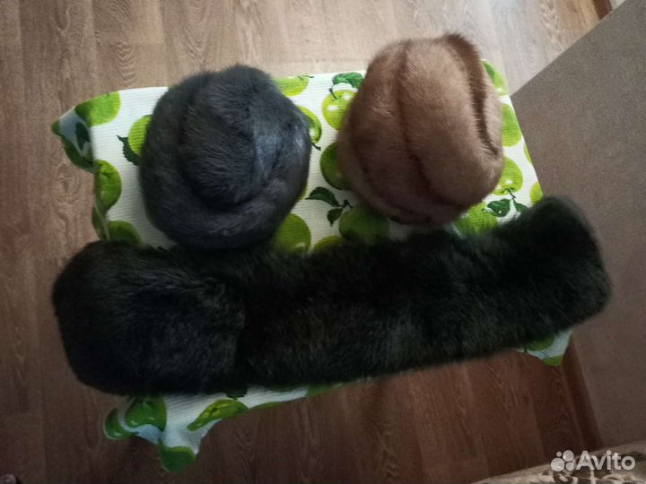 Меховые шапки